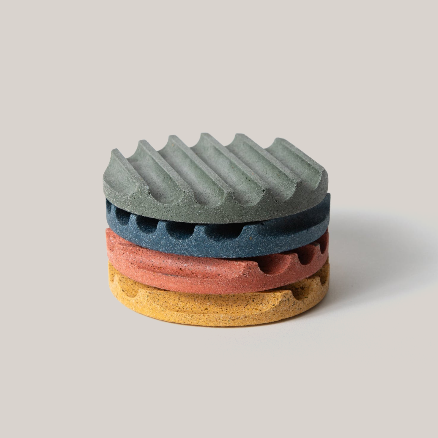 Concrete Rainbow Coasters | Set of 4 Coasters Pretti.Cool - Atelier Saucier