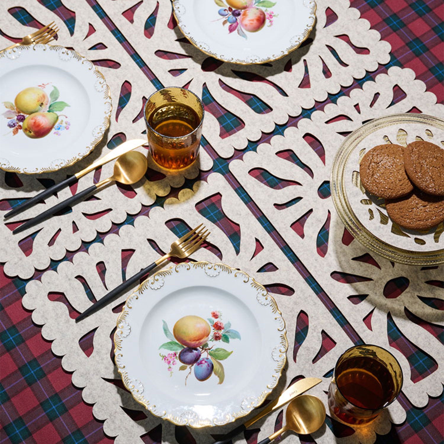 Doily Felt Placemat PLACEMATS ATELIER SAUCIER - Atelier Saucier