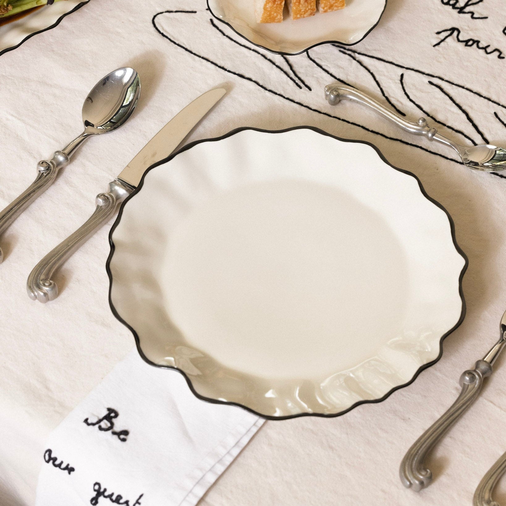 Ribbon Dinner Plate Plates LES Collection - Atelier Saucier