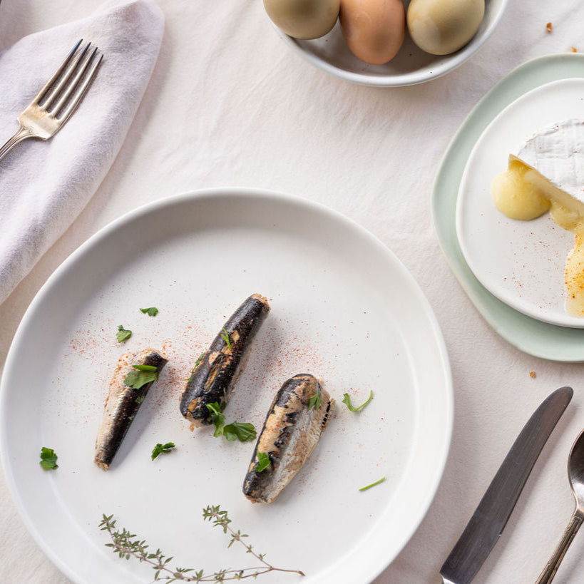 Skali Coupe Dinner Plate Plates Haand - Atelier Saucier