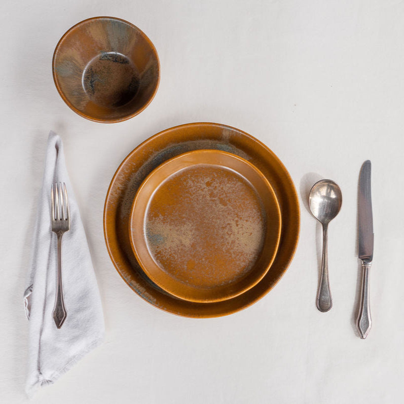 3-Piece Skali Coupe Dinner Setting Plates Haand - Atelier Saucier