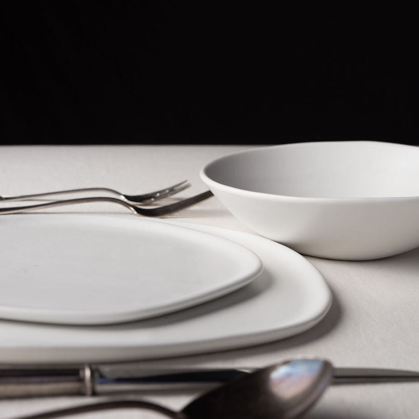 3-Piece Ripple Dinner Setting Plates Haand - Atelier Saucier