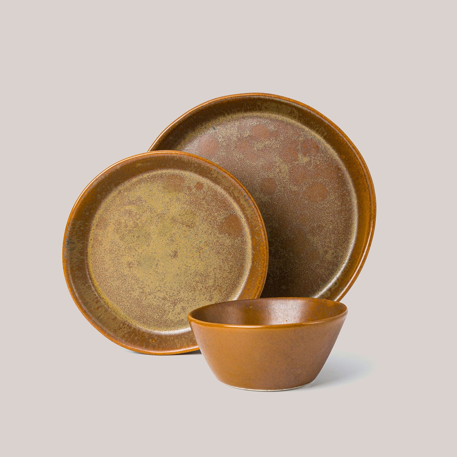 3-Piece Skali Coupe Dinner Setting Plates Haand - Atelier Saucier
