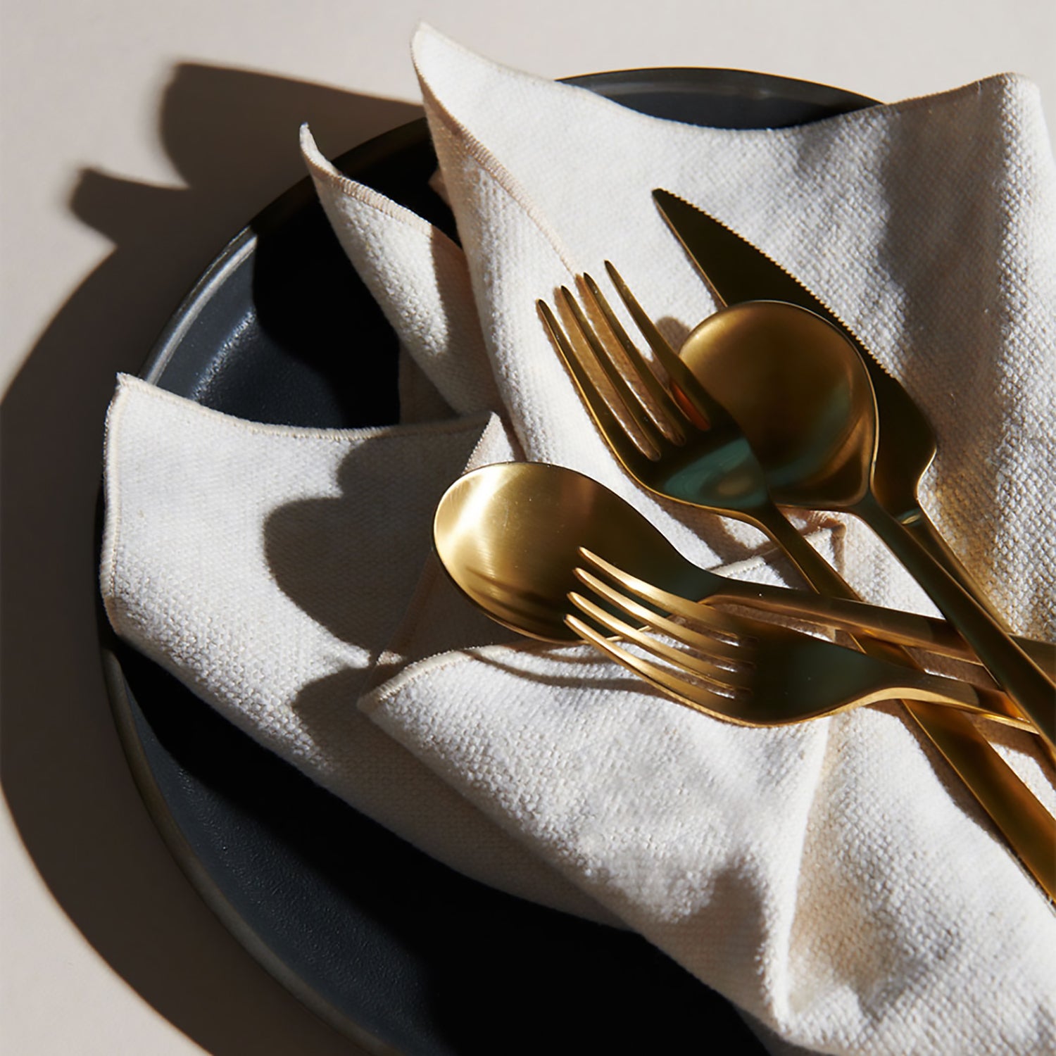 Cream Burlap Crème Napkins | Set of 4 NAPKINS ATELIER SAUCIER - Atelier Saucier