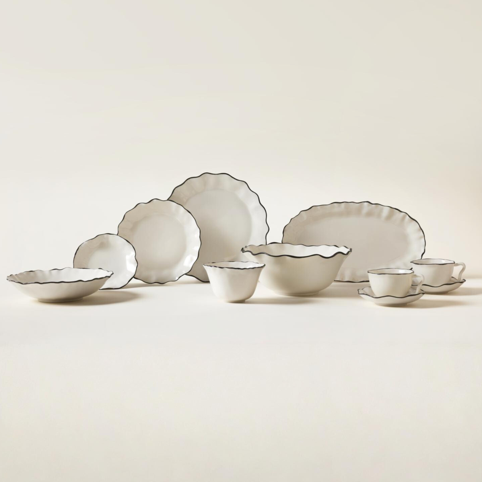 Ribbon Bread Plate Plates LES Collection - Atelier Saucier
