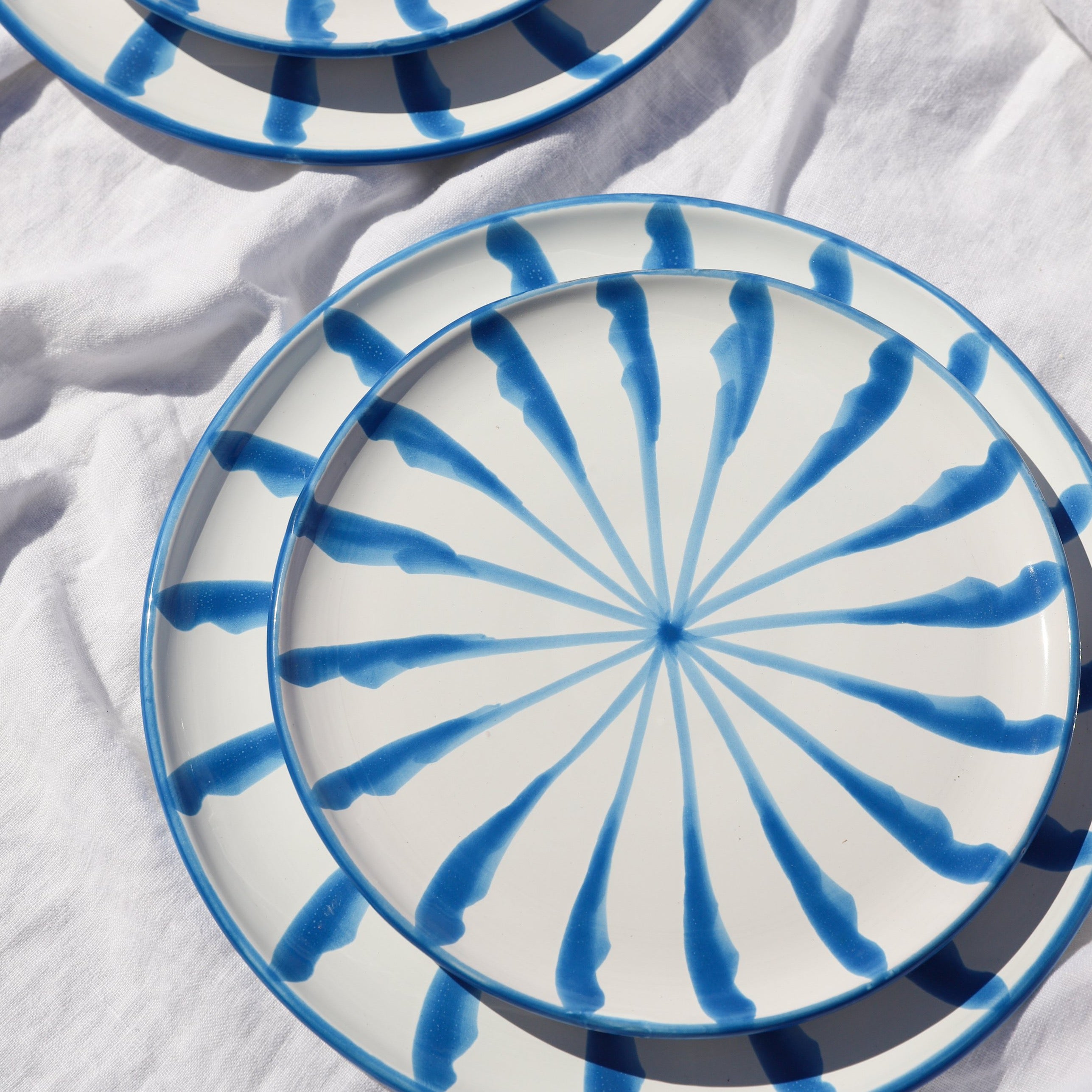 Hand-Painted Dinner Plate | Sky Blue Plates Pomelo Casa - Atelier Saucier