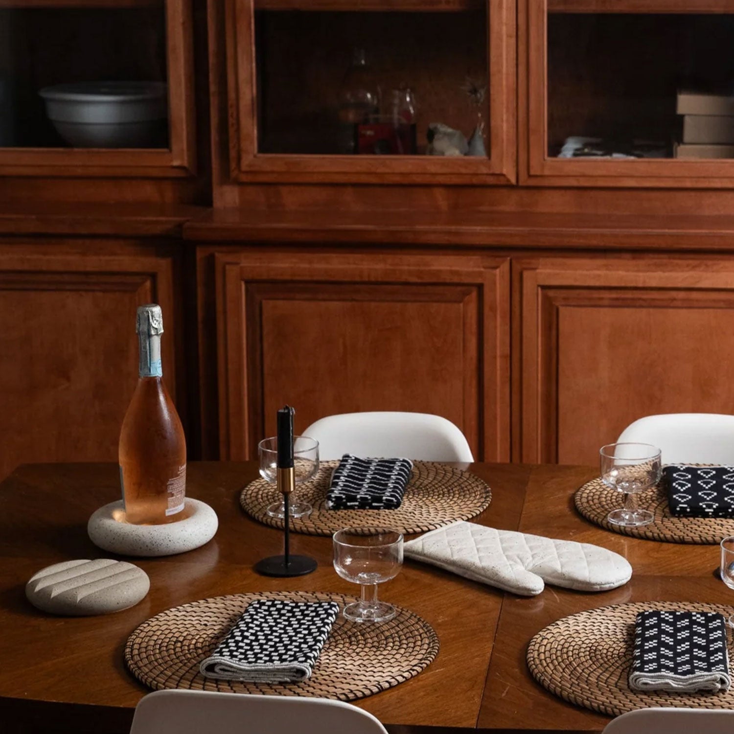 Wine Bottle Coaster | White Terrazzo Coasters Pretti.Cool - Atelier Saucier