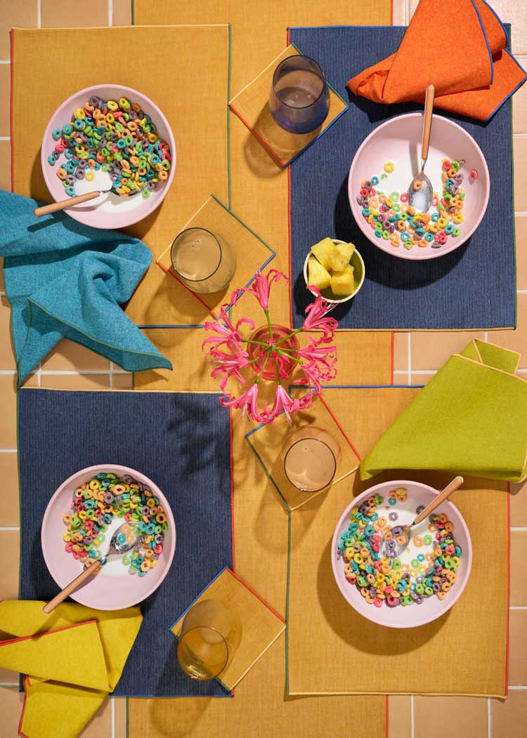 The Toucan Table Runner TABLE RUNNERS ATELIER SAUCIER - Atelier Saucier
