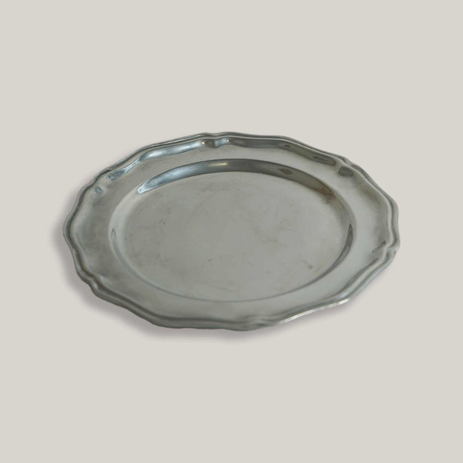 Wavy Edge Pewter Dinner Plate Plates ATELIER SAUCIER - Atelier Saucier